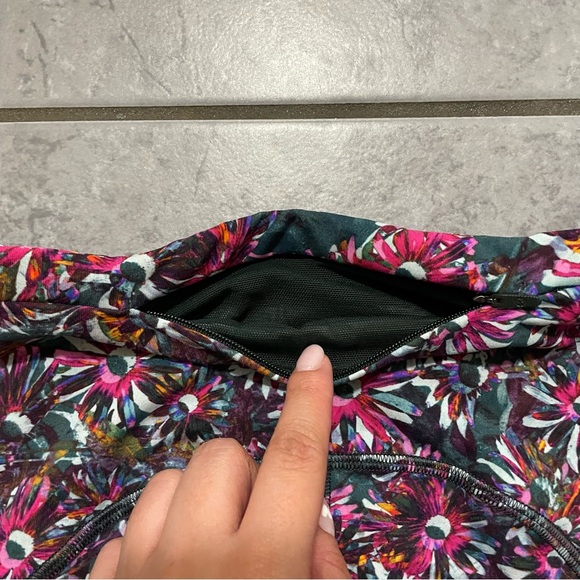 Lululemon Swift Speed High-Rise Crop Leggings in Floral Electric Multi | Sz 4 - Picture 11 of 13